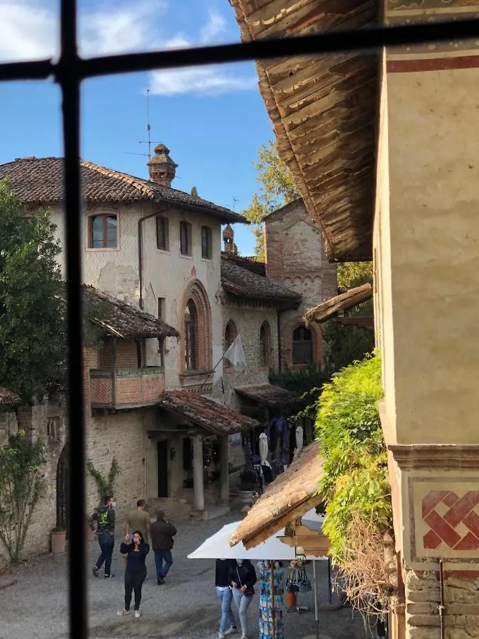 Pensión La Locanda Di Grazzano Visconti