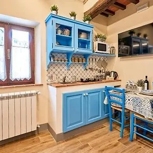 https://la-casina-di-montepulciano.it-tuscanyhotel.com