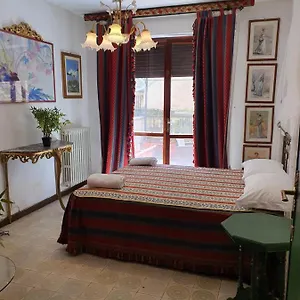 https://desire-house-pisa.it-tuscanyhotel.com